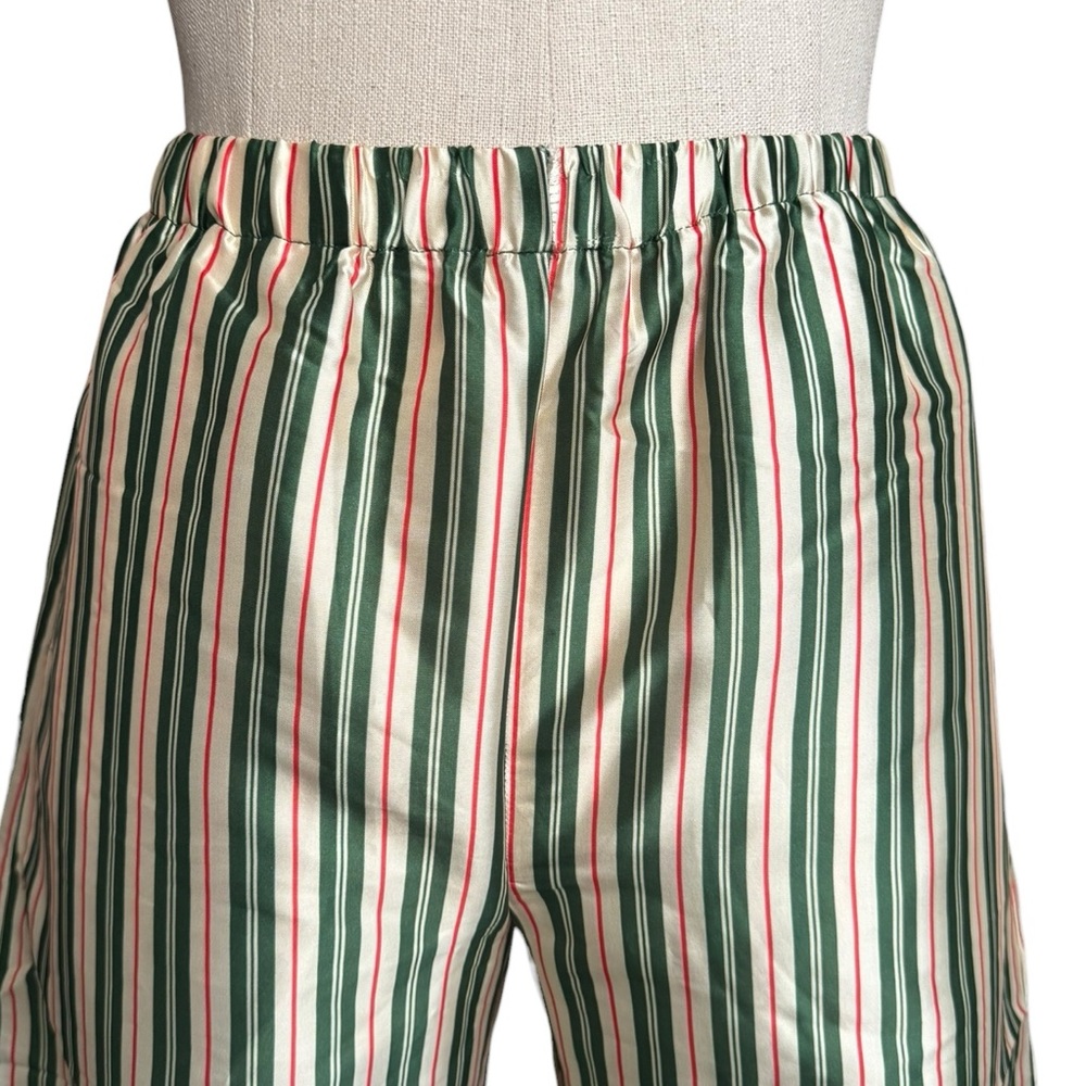 Striped Sleeveless Jumpsuit - Picture 13 of 15